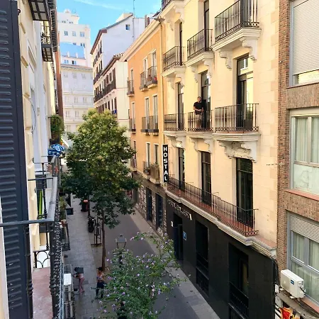 Piso recien reformado, junto a Gran Via-3